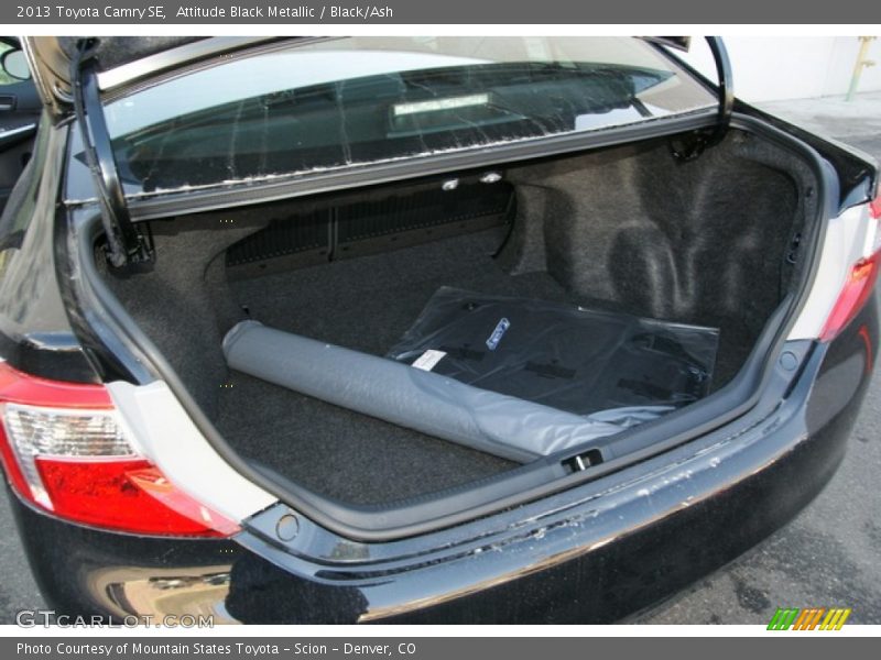 Attitude Black Metallic / Black/Ash 2013 Toyota Camry SE