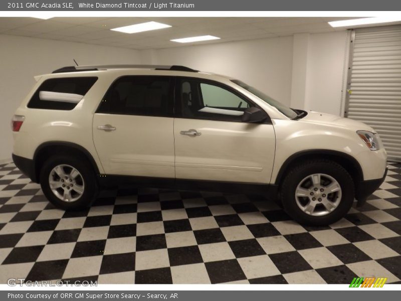 White Diamond Tintcoat / Light Titanium 2011 GMC Acadia SLE