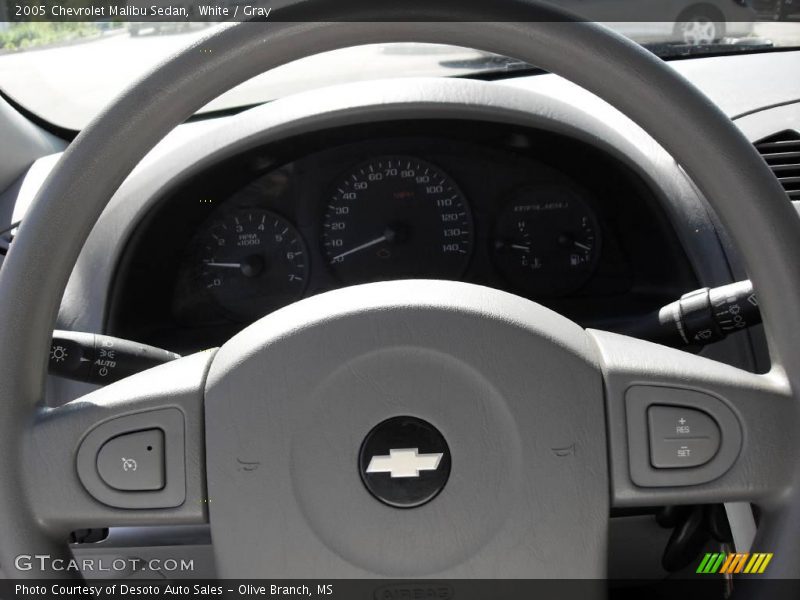 White / Gray 2005 Chevrolet Malibu Sedan