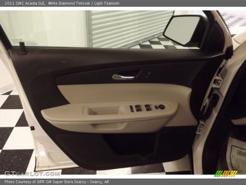 White Diamond Tintcoat / Light Titanium 2011 GMC Acadia SLE