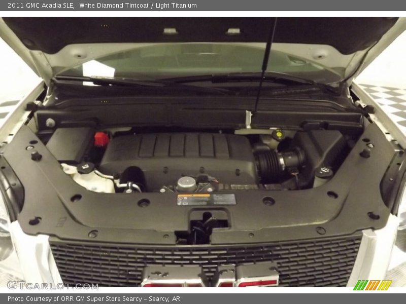 White Diamond Tintcoat / Light Titanium 2011 GMC Acadia SLE