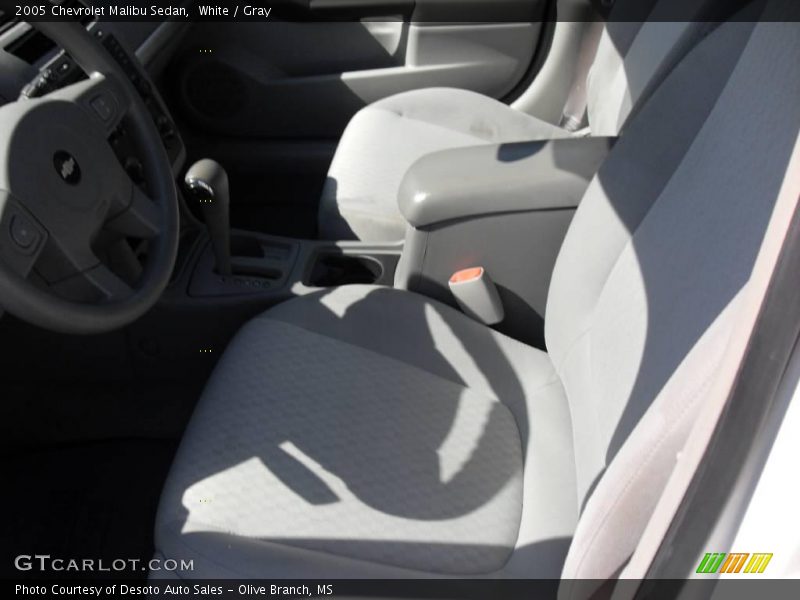 White / Gray 2005 Chevrolet Malibu Sedan