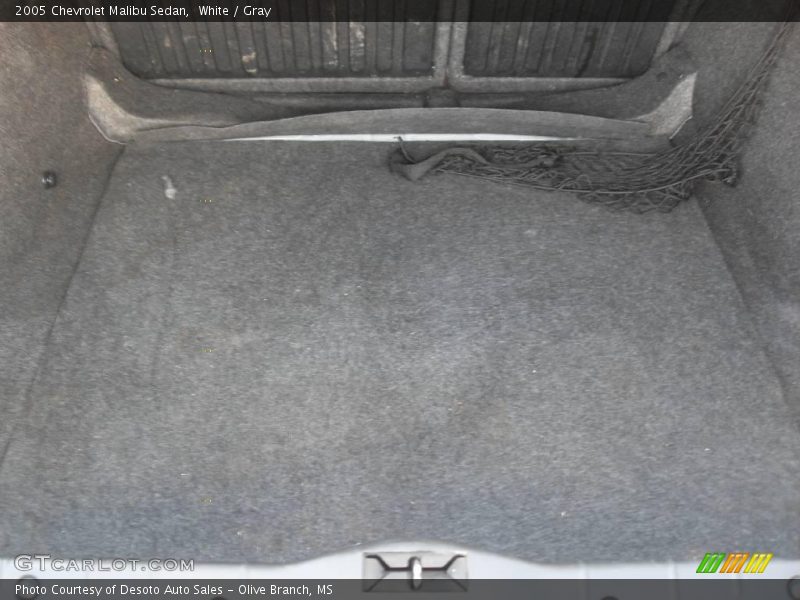 White / Gray 2005 Chevrolet Malibu Sedan