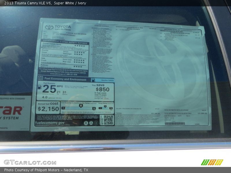 Super White / Ivory 2013 Toyota Camry XLE V6