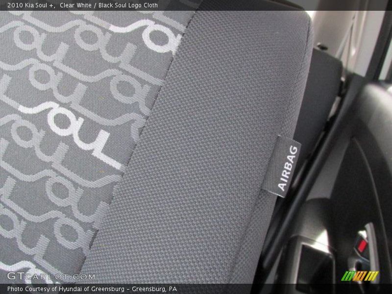 Clear White / Black Soul Logo Cloth 2010 Kia Soul +