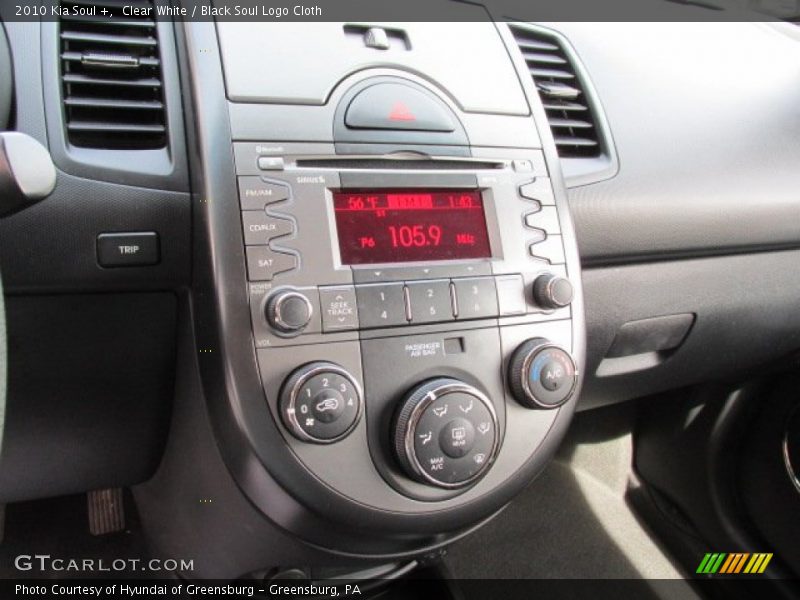 Clear White / Black Soul Logo Cloth 2010 Kia Soul +