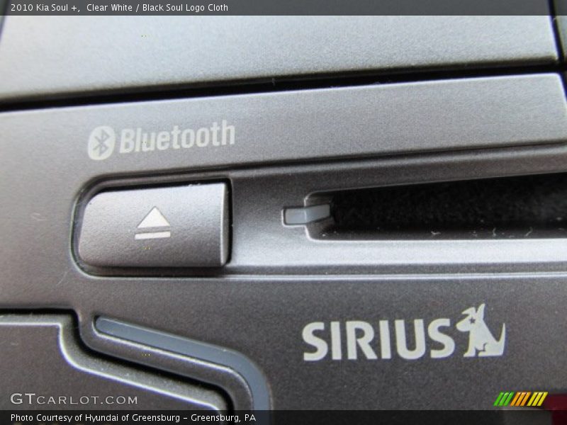 Clear White / Black Soul Logo Cloth 2010 Kia Soul +