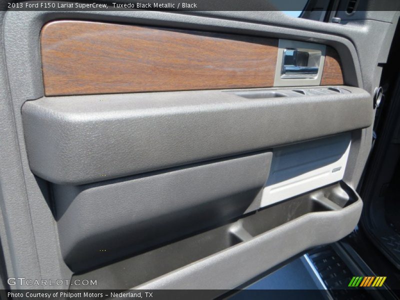 Tuxedo Black Metallic / Black 2013 Ford F150 Lariat SuperCrew
