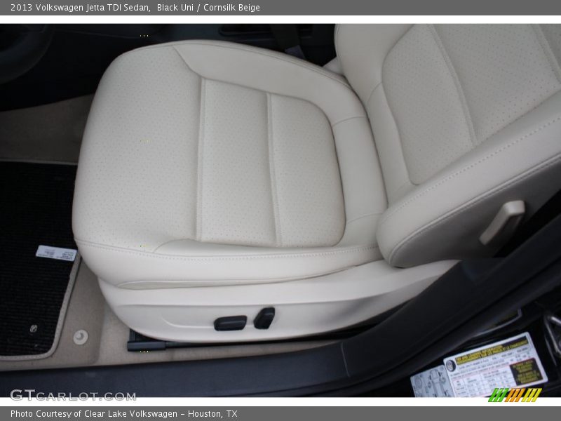 Black Uni / Cornsilk Beige 2013 Volkswagen Jetta TDI Sedan