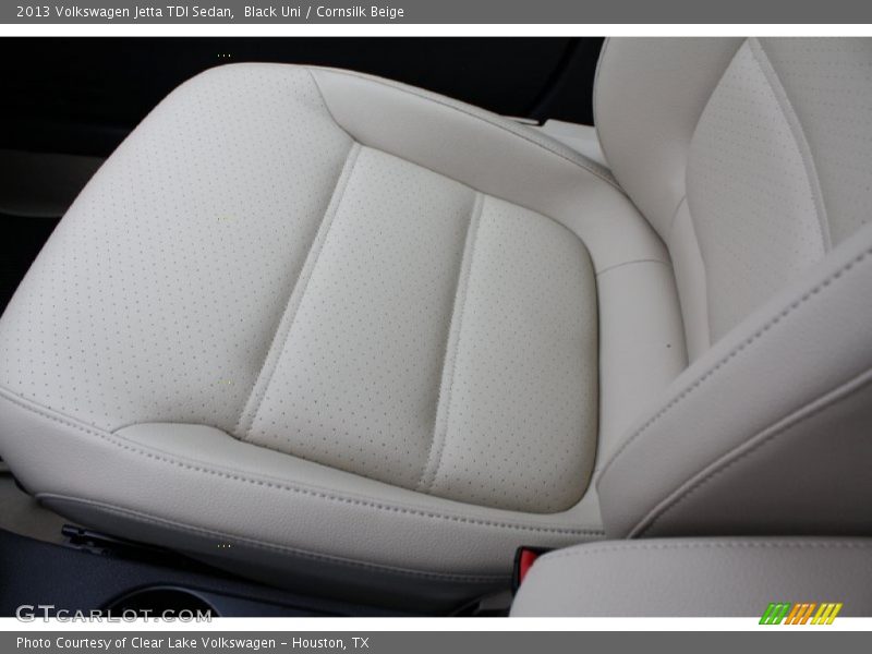Black Uni / Cornsilk Beige 2013 Volkswagen Jetta TDI Sedan