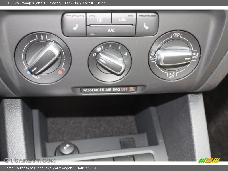 Black Uni / Cornsilk Beige 2013 Volkswagen Jetta TDI Sedan