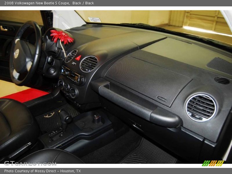 Black / Black 2008 Volkswagen New Beetle S Coupe
