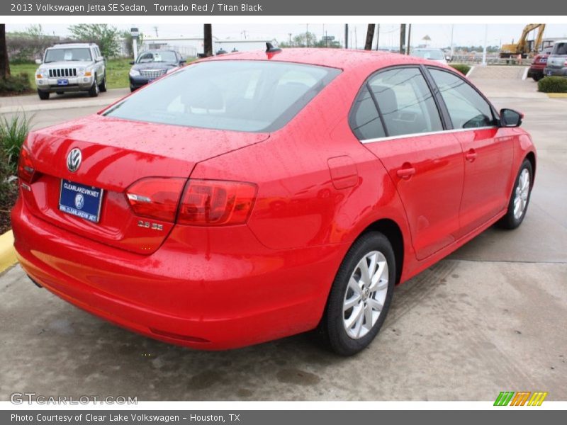Tornado Red / Titan Black 2013 Volkswagen Jetta SE Sedan