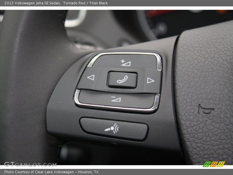 Tornado Red / Titan Black 2013 Volkswagen Jetta SE Sedan
