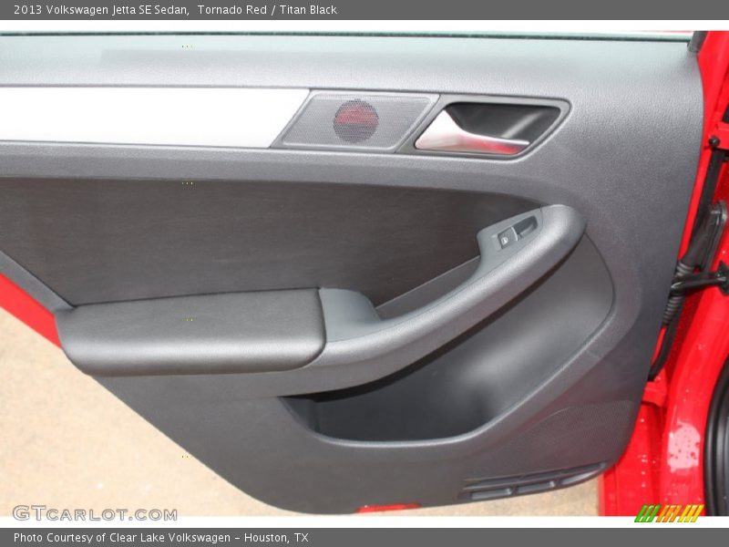 Tornado Red / Titan Black 2013 Volkswagen Jetta SE Sedan