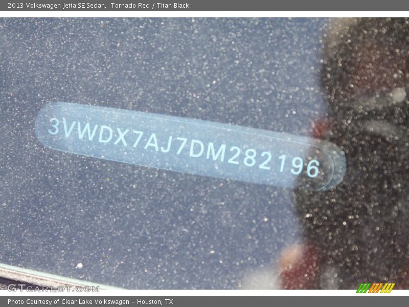 Tornado Red / Titan Black 2013 Volkswagen Jetta SE Sedan