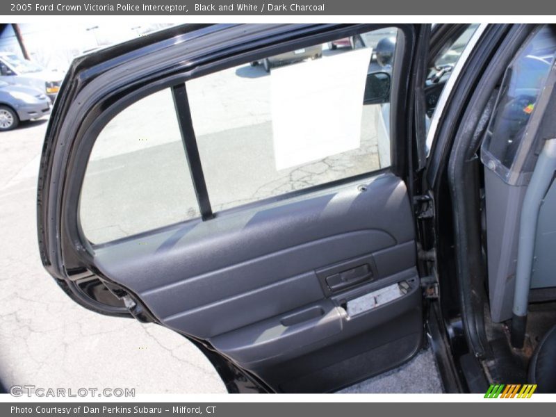 Black and White / Dark Charcoal 2005 Ford Crown Victoria Police Interceptor