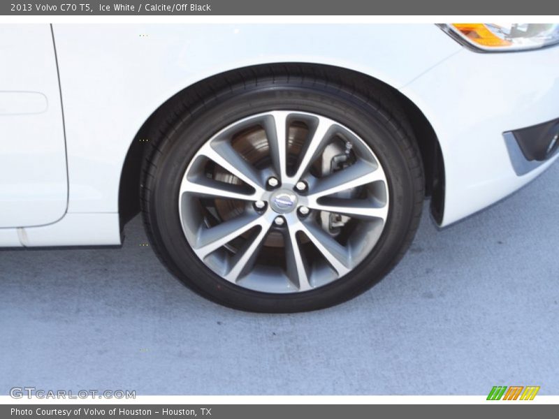 Ice White / Calcite/Off Black 2013 Volvo C70 T5