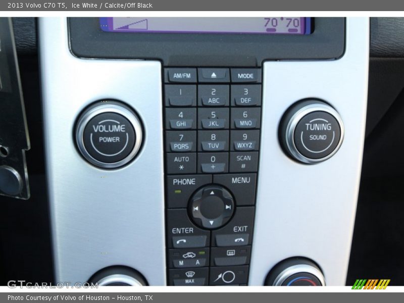Ice White / Calcite/Off Black 2013 Volvo C70 T5