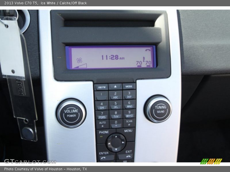 Ice White / Calcite/Off Black 2013 Volvo C70 T5