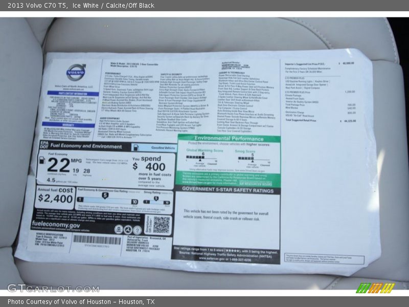 Ice White / Calcite/Off Black 2013 Volvo C70 T5