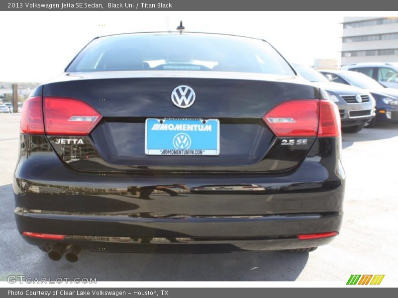 Black Uni / Titan Black 2013 Volkswagen Jetta SE Sedan