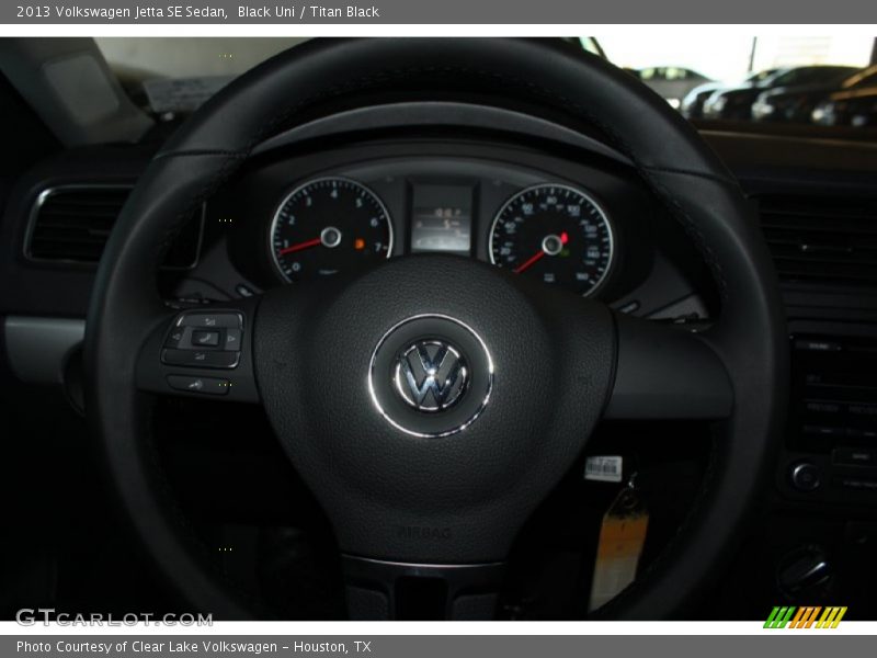 Black Uni / Titan Black 2013 Volkswagen Jetta SE Sedan