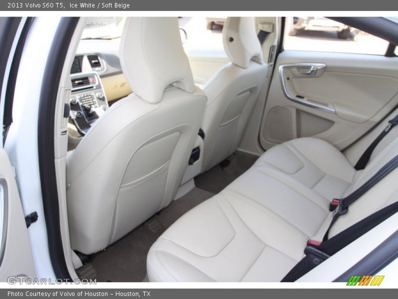 Ice White / Soft Beige 2013 Volvo S60 T5