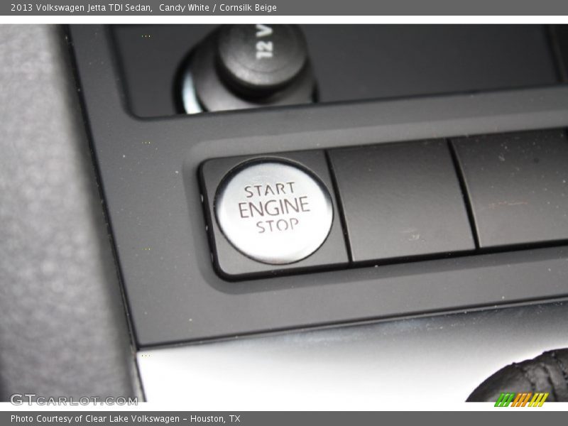Candy White / Cornsilk Beige 2013 Volkswagen Jetta TDI Sedan
