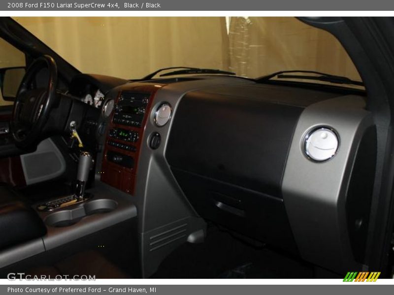 Black / Black 2008 Ford F150 Lariat SuperCrew 4x4