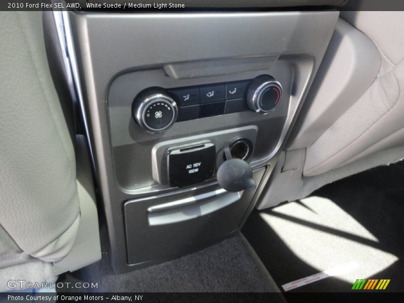 White Suede / Medium Light Stone 2010 Ford Flex SEL AWD