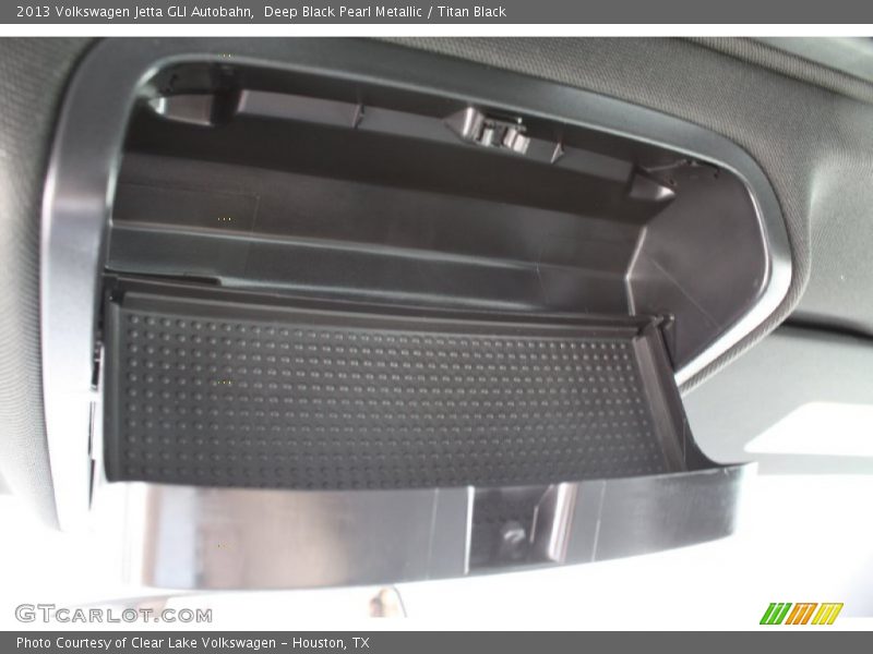 Deep Black Pearl Metallic / Titan Black 2013 Volkswagen Jetta GLI Autobahn