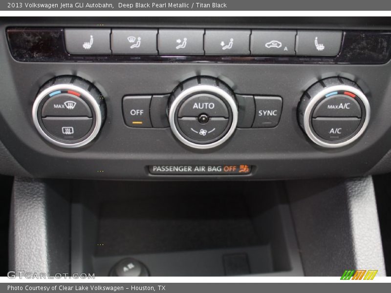 Controls of 2013 Jetta GLI Autobahn
