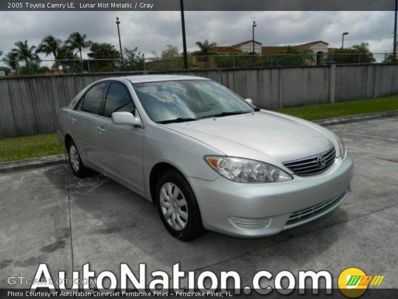 Lunar Mist Metallic / Gray 2005 Toyota Camry LE