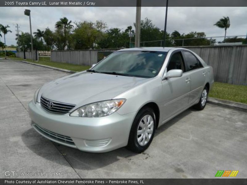 Lunar Mist Metallic / Gray 2005 Toyota Camry LE