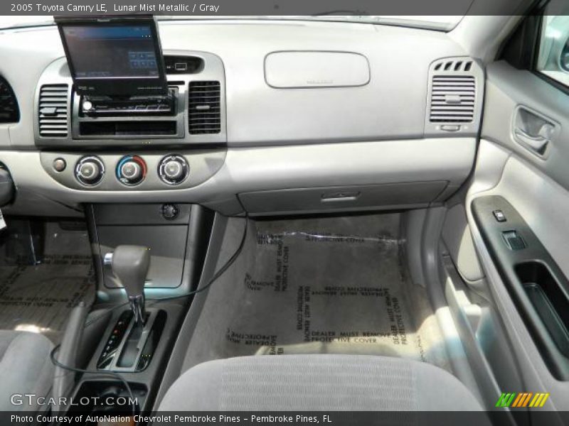 Lunar Mist Metallic / Gray 2005 Toyota Camry LE