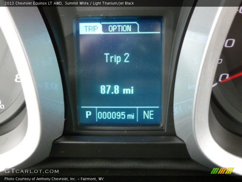 Summit White / Light Titanium/Jet Black 2013 Chevrolet Equinox LT AWD