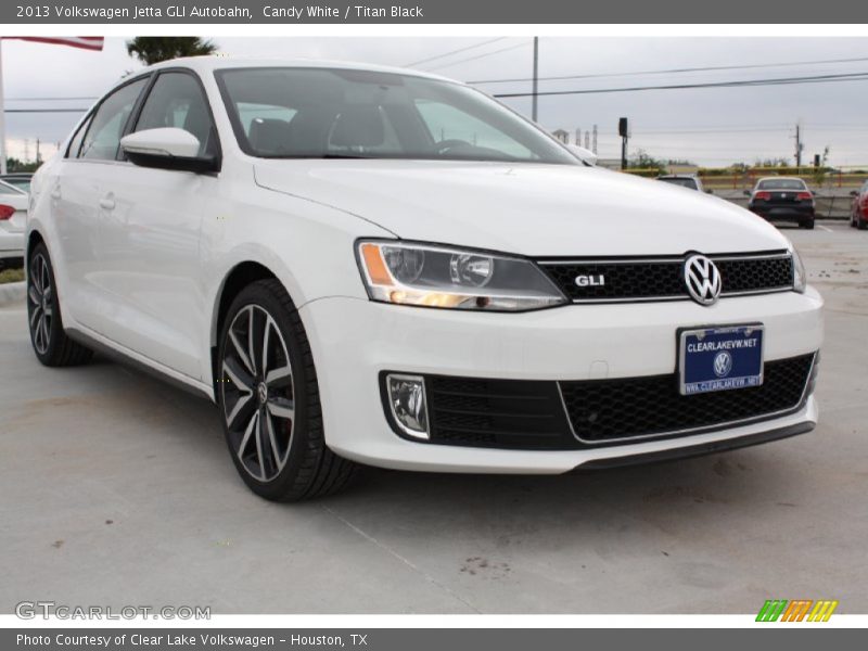 Candy White / Titan Black 2013 Volkswagen Jetta GLI Autobahn