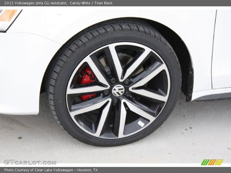 Candy White / Titan Black 2013 Volkswagen Jetta GLI Autobahn