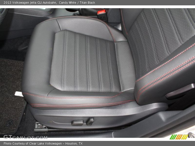 Candy White / Titan Black 2013 Volkswagen Jetta GLI Autobahn