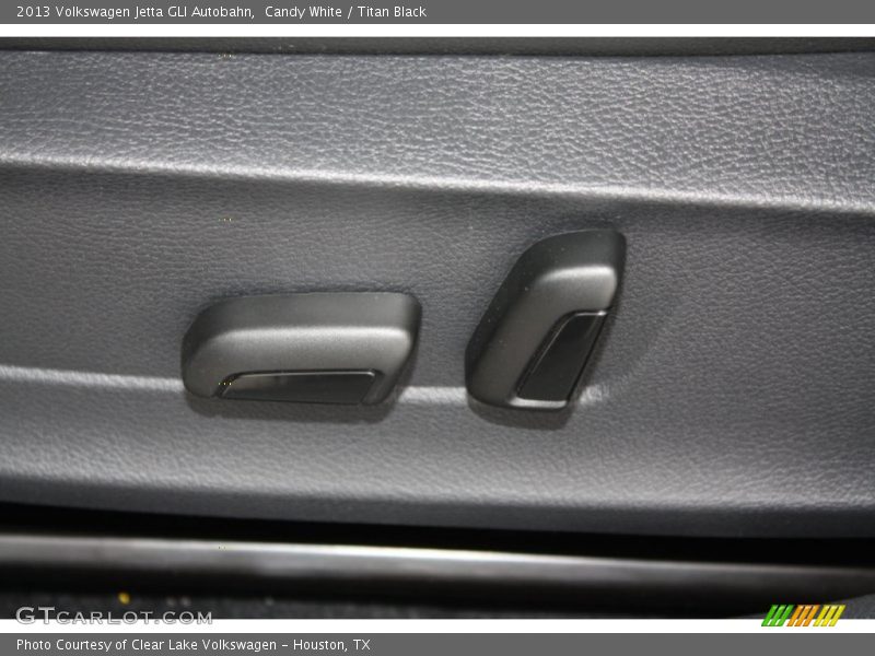 Candy White / Titan Black 2013 Volkswagen Jetta GLI Autobahn