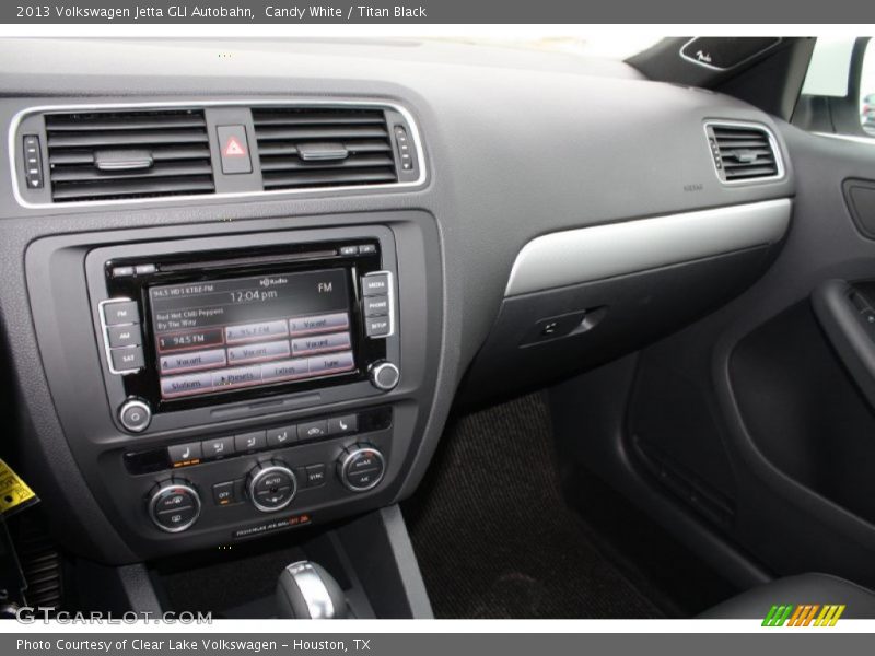 Candy White / Titan Black 2013 Volkswagen Jetta GLI Autobahn