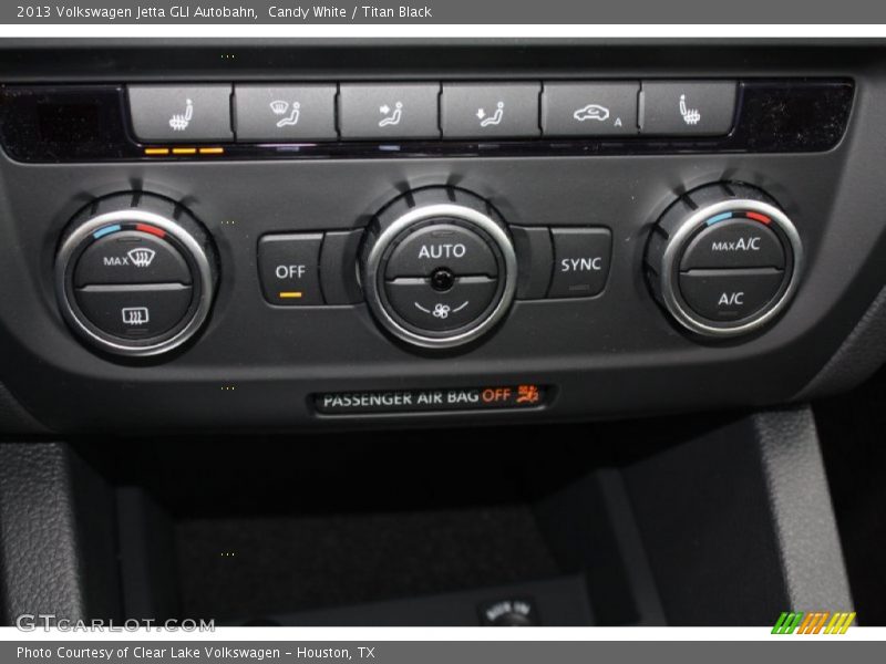 Candy White / Titan Black 2013 Volkswagen Jetta GLI Autobahn