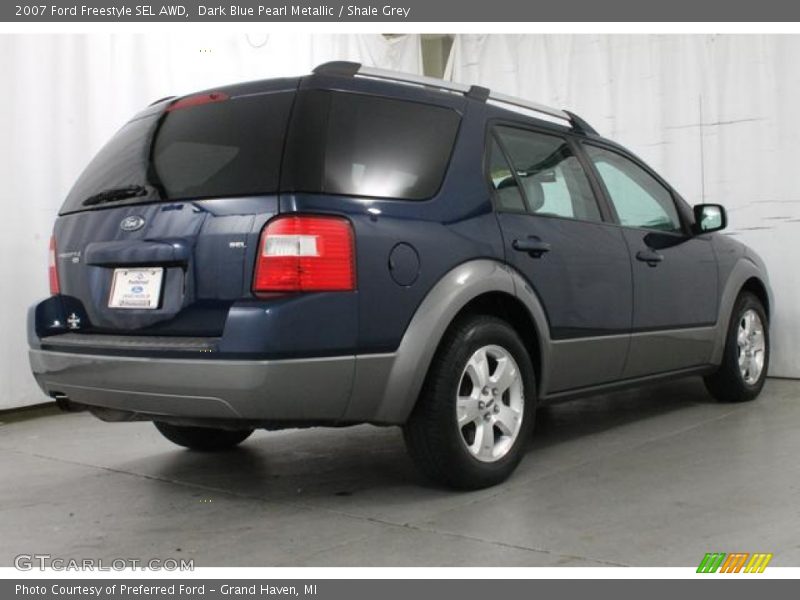Dark Blue Pearl Metallic / Shale Grey 2007 Ford Freestyle SEL AWD