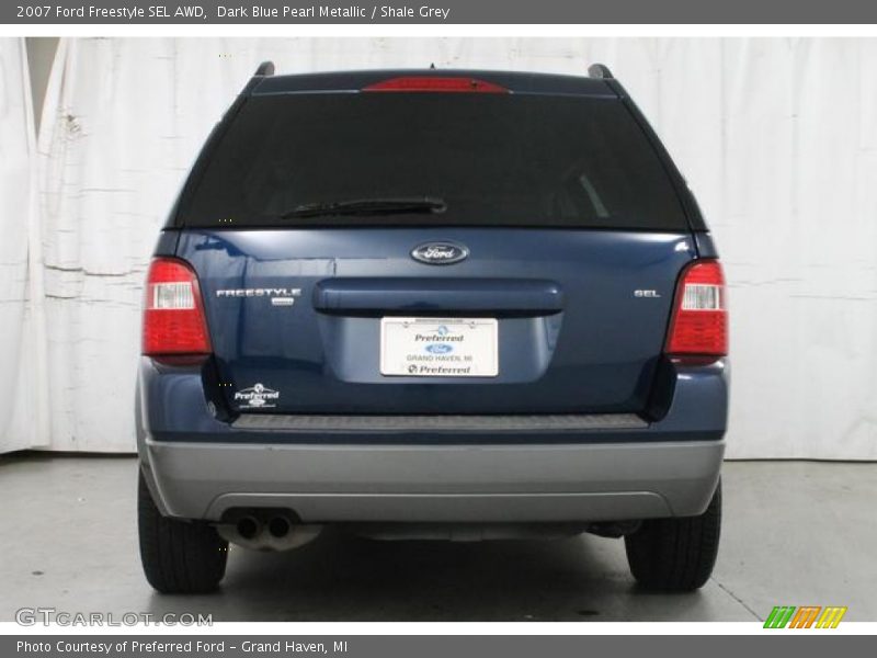 Dark Blue Pearl Metallic / Shale Grey 2007 Ford Freestyle SEL AWD