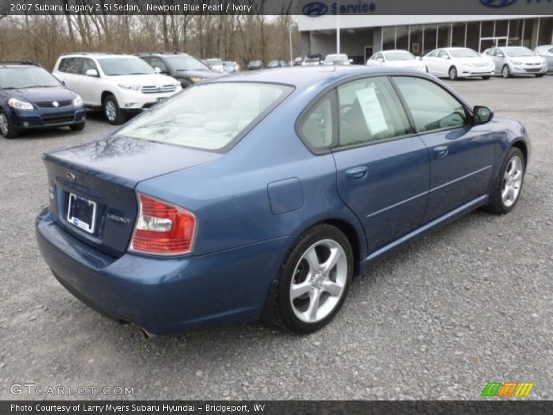 Newport Blue Pearl / Ivory 2007 Subaru Legacy 2.5i Sedan