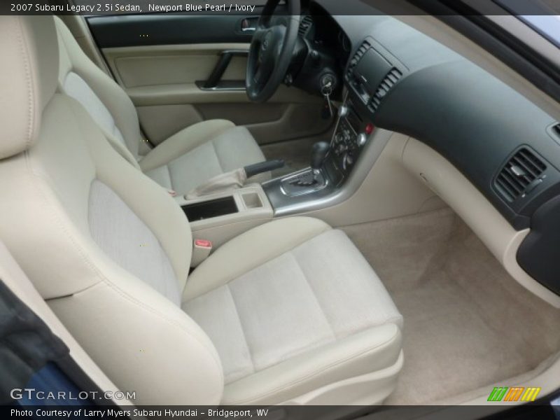 Newport Blue Pearl / Ivory 2007 Subaru Legacy 2.5i Sedan
