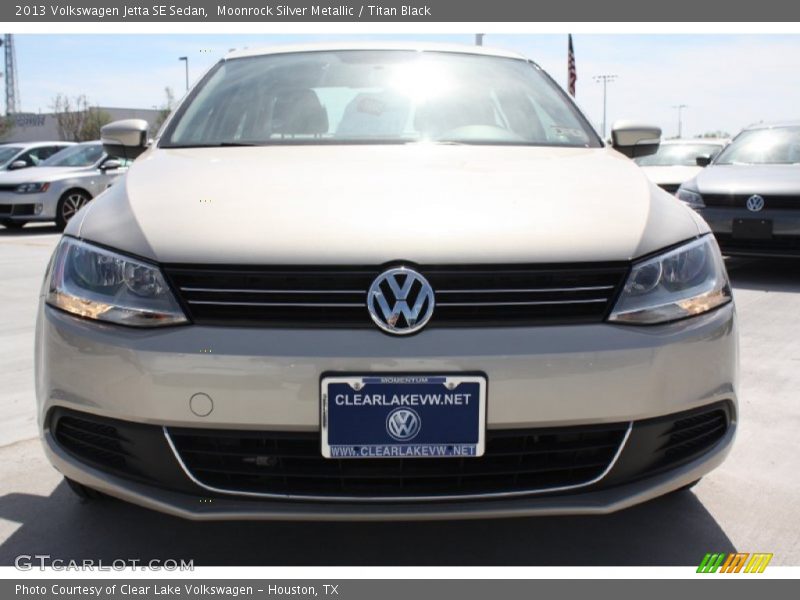 Moonrock Silver Metallic / Titan Black 2013 Volkswagen Jetta SE Sedan