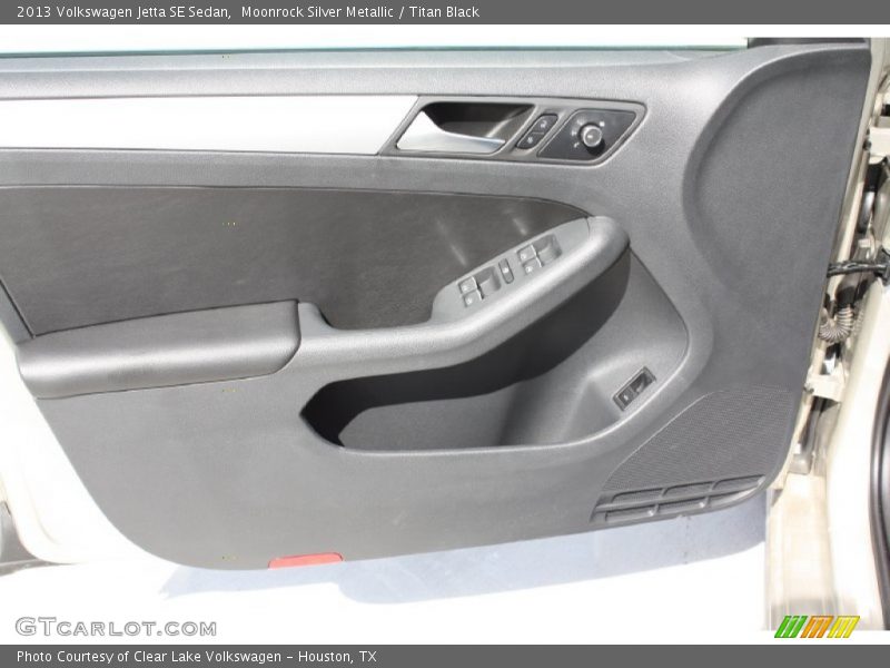 Moonrock Silver Metallic / Titan Black 2013 Volkswagen Jetta SE Sedan