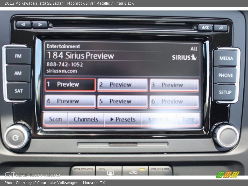 Moonrock Silver Metallic / Titan Black 2013 Volkswagen Jetta SE Sedan